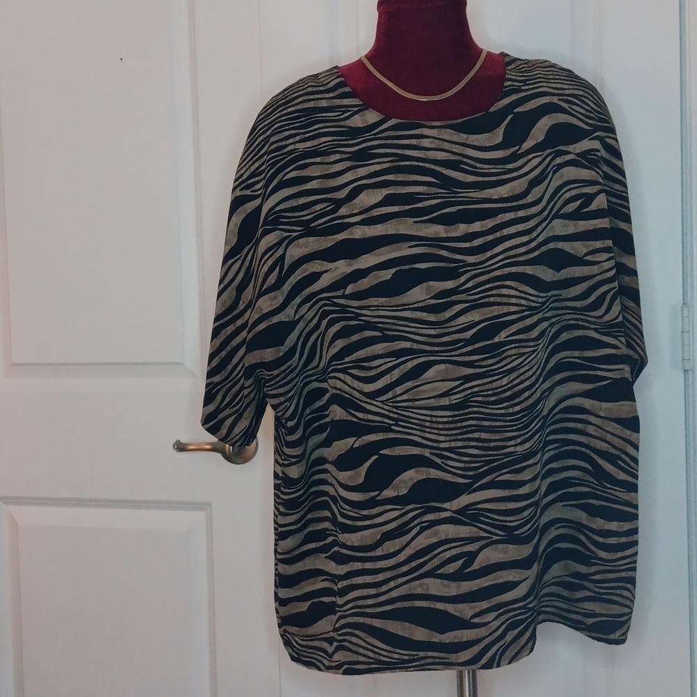 Chestudio Women's Animal Print Blouse, 2X, 5/$50